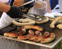 _R5_4644-bratwurst-grill-vvk-kirchberg