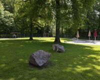 _R5_3758-park-schatten-schwimmbad-kirchberg
