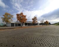 _R5_5220-saalbau-parkplatz-herbst-kirchberg