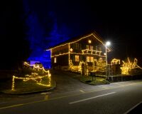 _R5_1404-weihnachtsbeleuchtung-lichter-haus-buetikofen-raw