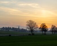 _R5_3793-abendstimmung-oesch-nussbaum-ersigen-kirche-hellacher-rötiweg-kirchberg-raw
