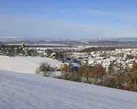 _R5_5296-winter-schnee-kirche-jura-kirchberg